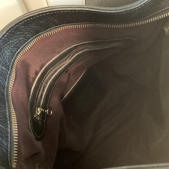 Pebbled leather Large black  Coach bag in excellent shape - Picture 7 of 8